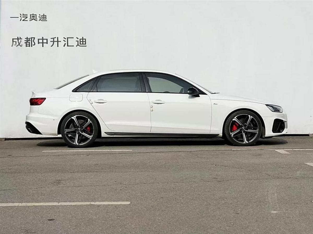 奧迪 奧迪A4L  2022款 45 TFSI quattro 臻選動(dòng)感型圖片