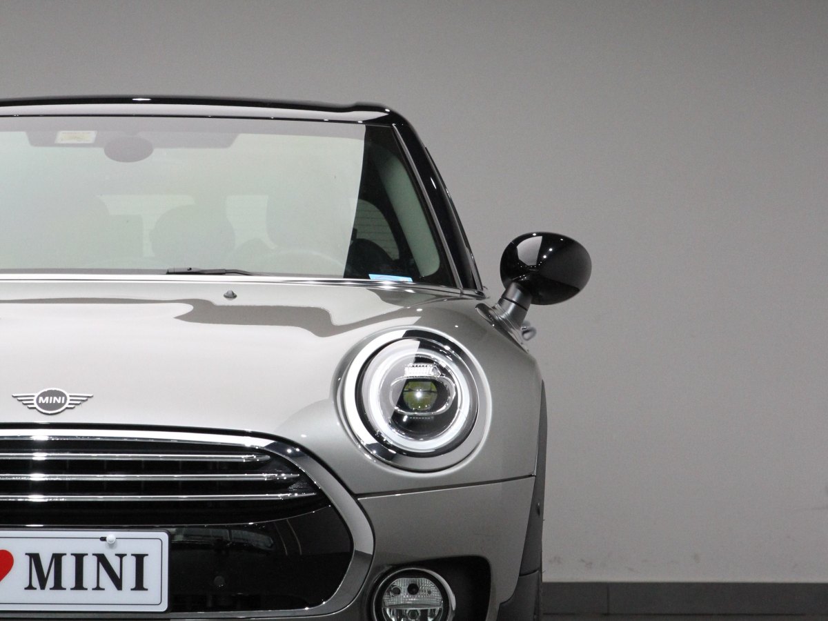 MINI CLUBMAN  2018款 1.5T COOPER 藝術(shù)家圖片