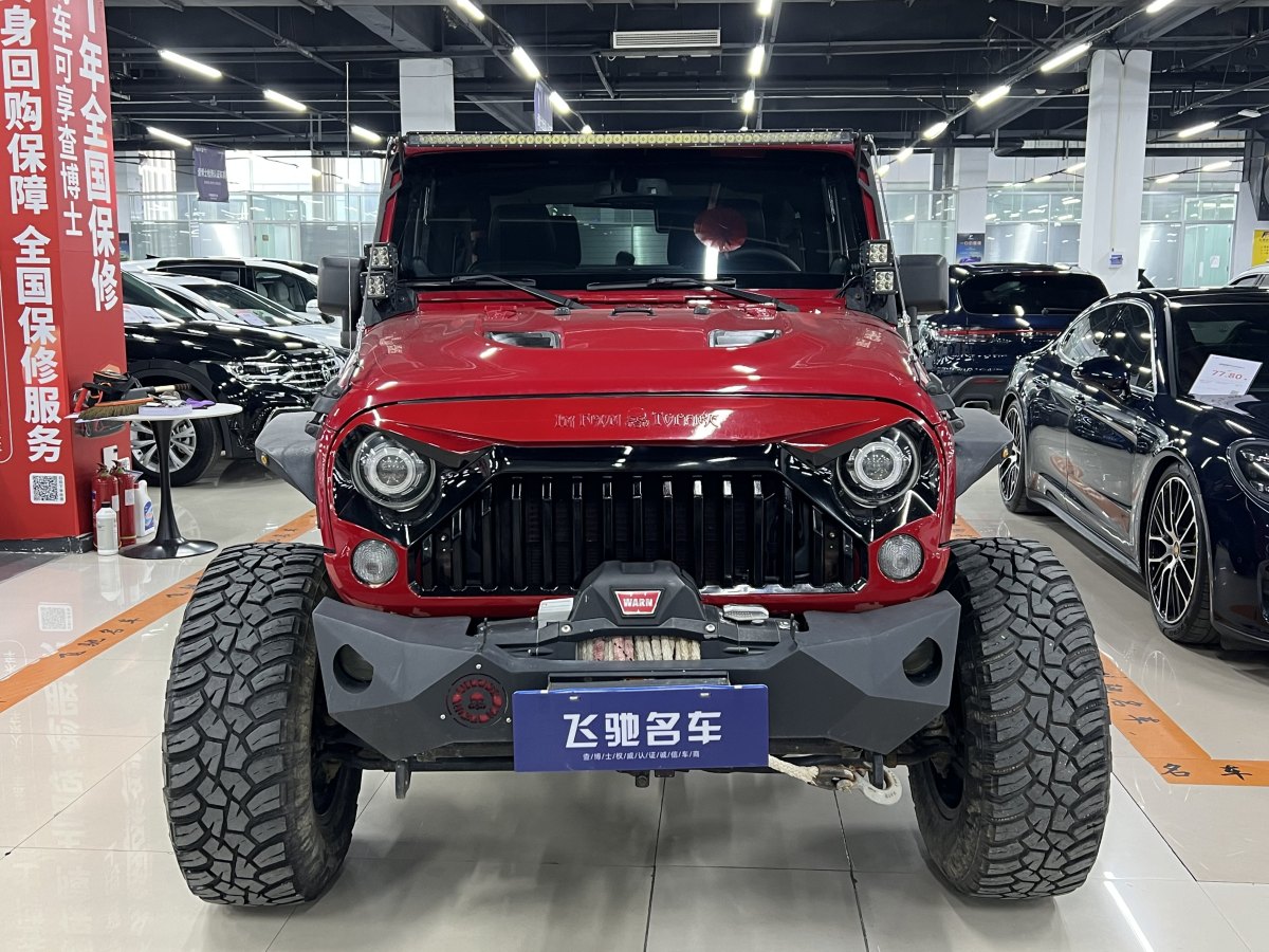 Jeep 牧馬人  2013款 3.6L Sahara 兩門版圖片