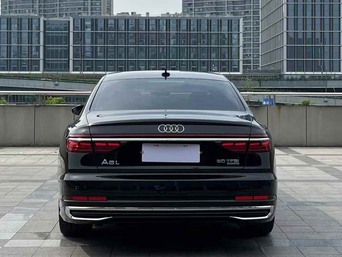 奧迪 奧迪A8  2023款 A8L 60 TFSI quattro圖片