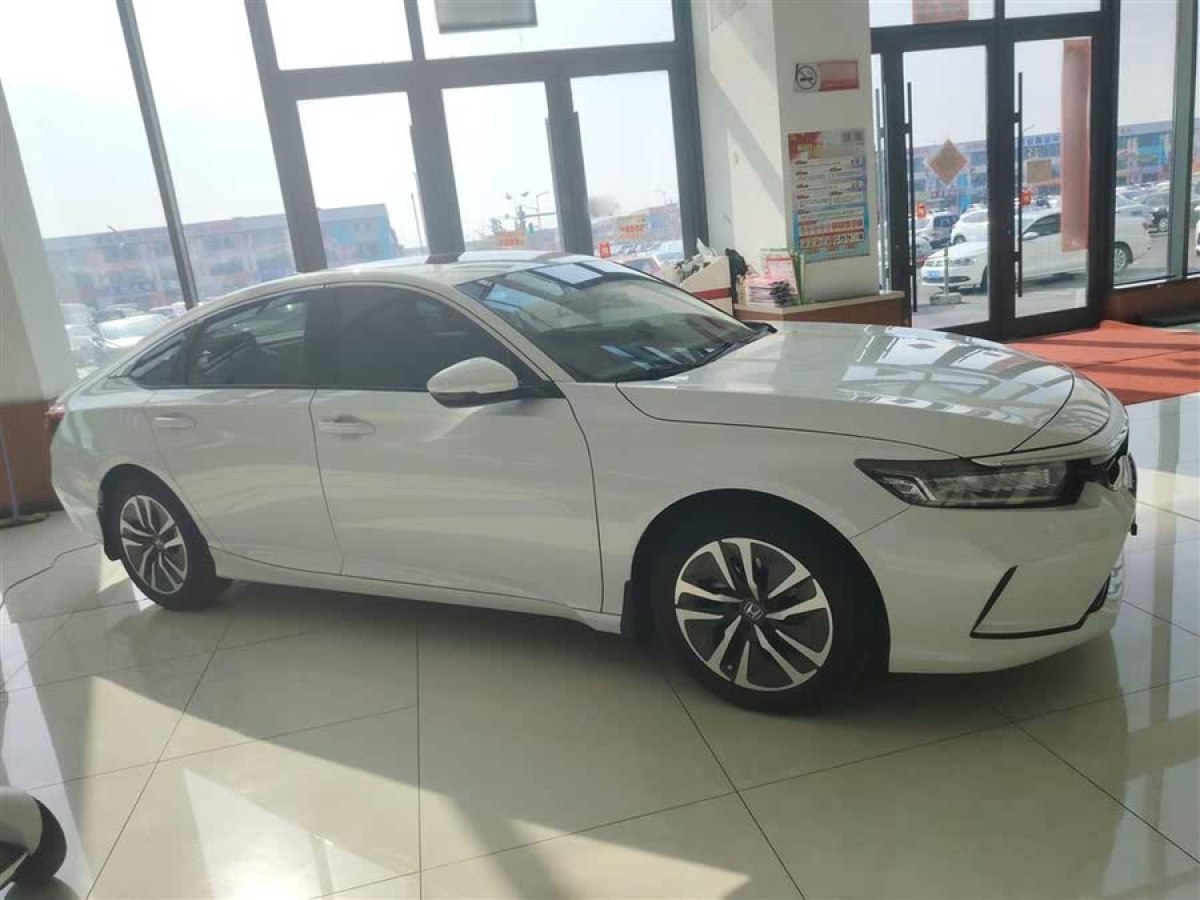 本田 INSPIRE  2022款 銳?混動(dòng) 2.0L 凈雅版圖片
