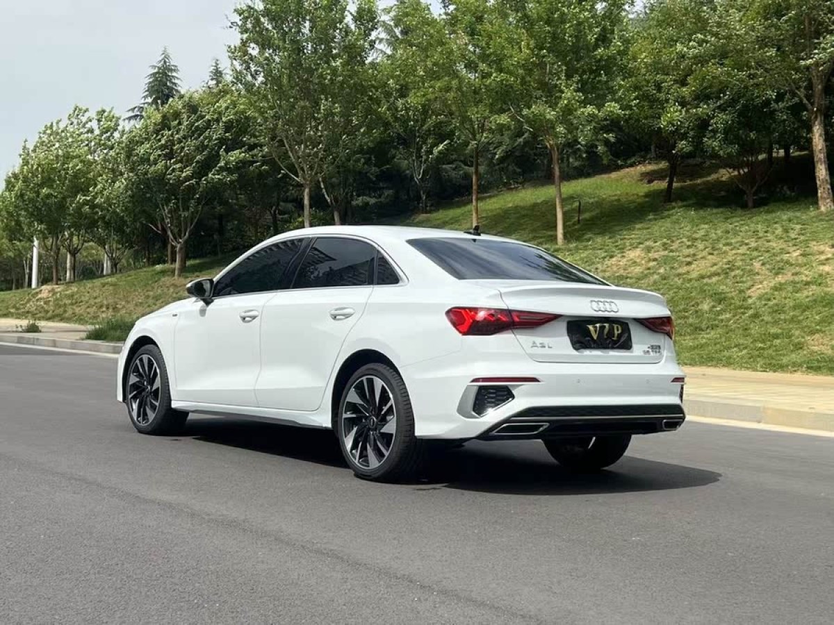 奧迪 奧迪A3  2024款 A3L Limousine 35 TFSI 時尚運(yùn)動型圖片