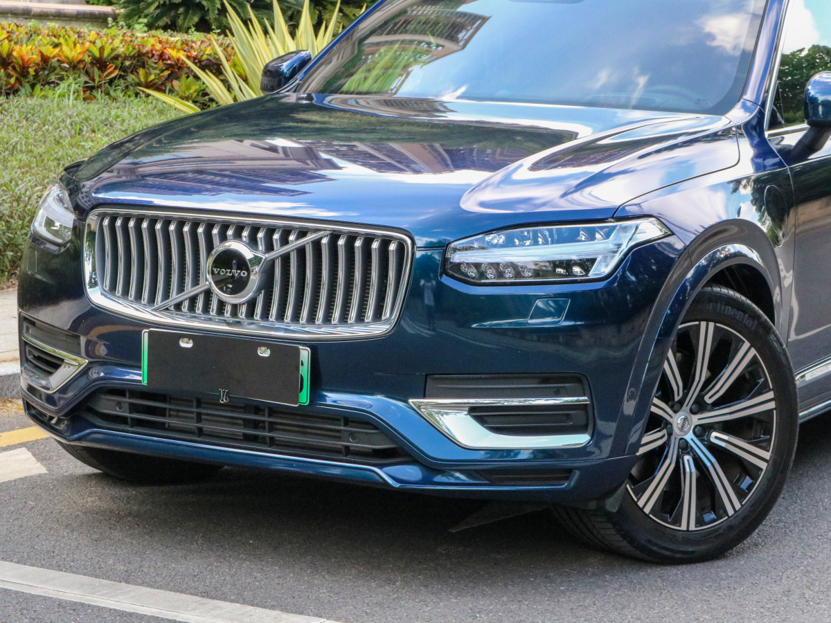 沃爾沃 XC90新能源  2021款 E驅(qū)混動(dòng) T8 智尊豪華版 7座圖片