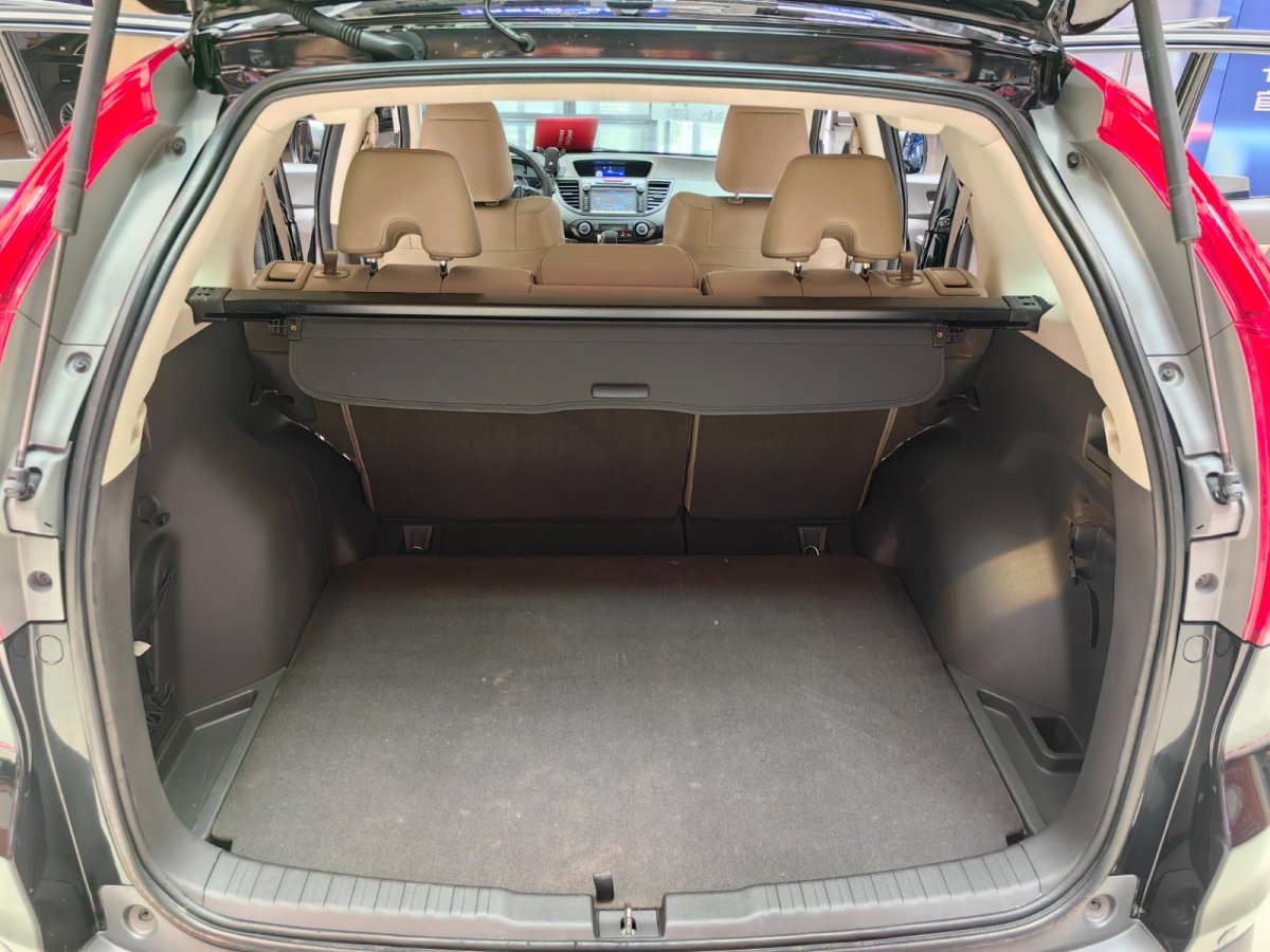 本田 CR-V  2013款 2.4L 四驅(qū)尊貴導(dǎo)航版圖片
