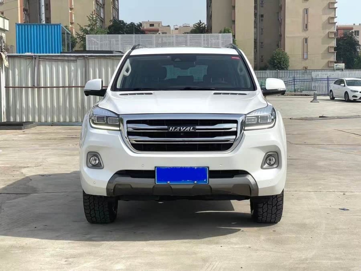 哈弗 H9  2020款 2.0T 汽油四驅(qū)豪華型 7座圖片
