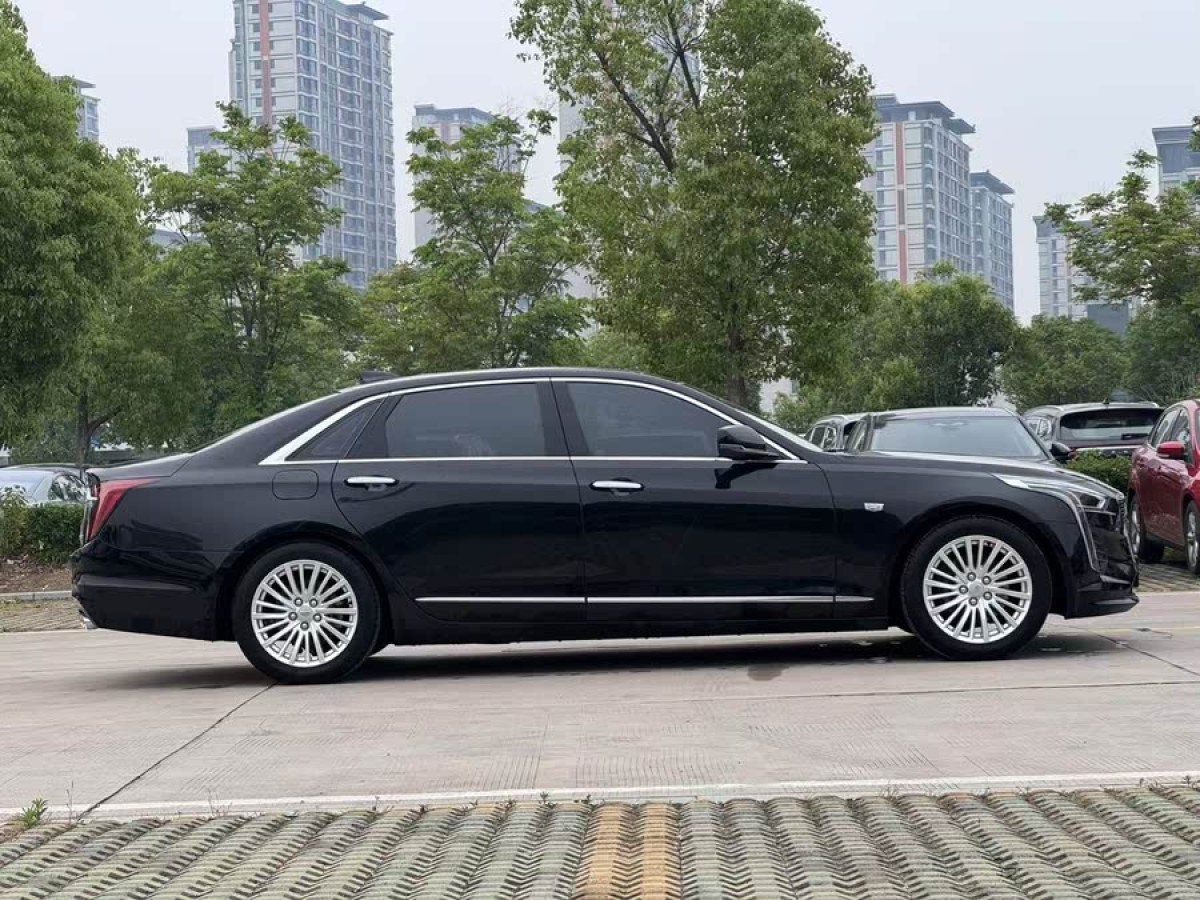 凱迪拉克 CT6  2023款 28T 豪華型圖片