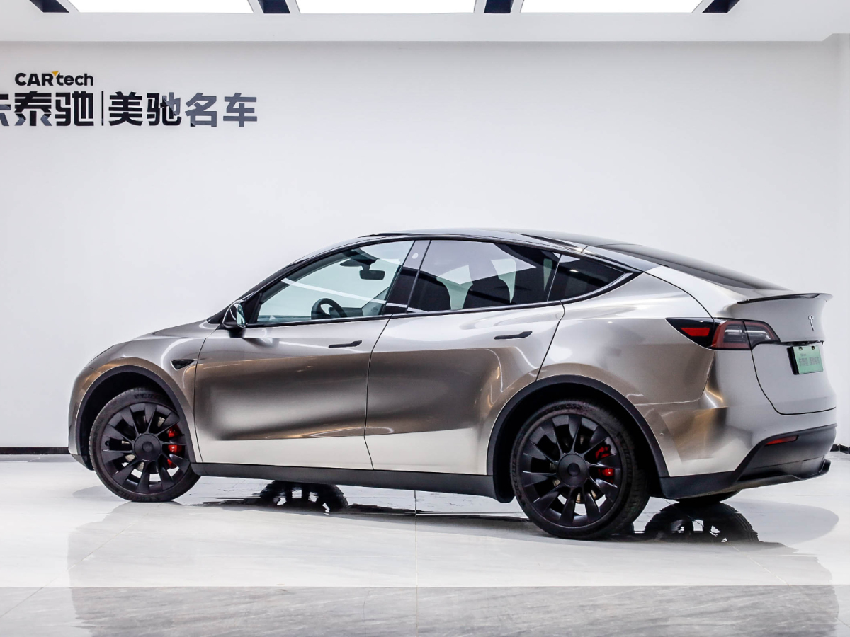 特斯拉 特斯拉 Model Y 2022款 改款 后輪驅(qū)動(dòng)版圖片