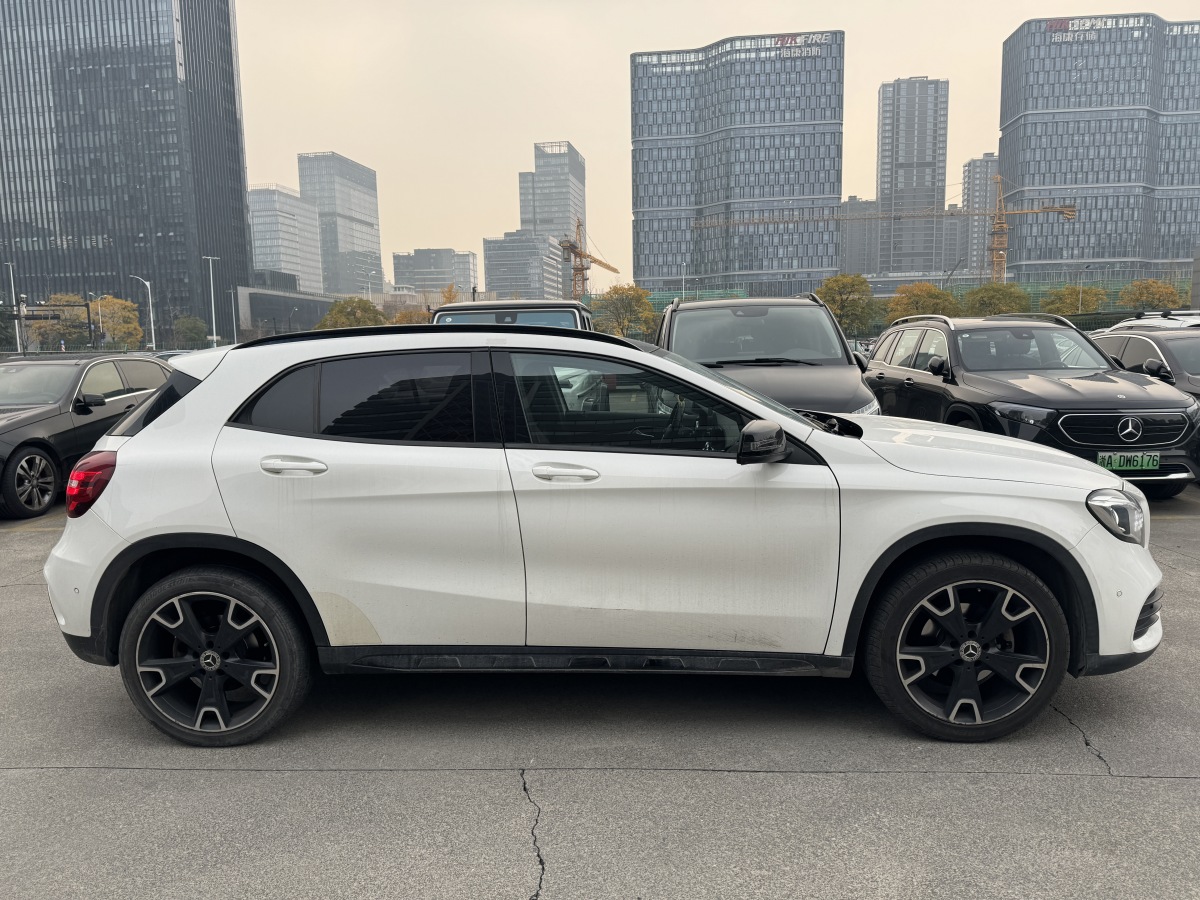 奔馳 奔馳GLA  2018款 GLA 220 4MATIC 運動型圖片