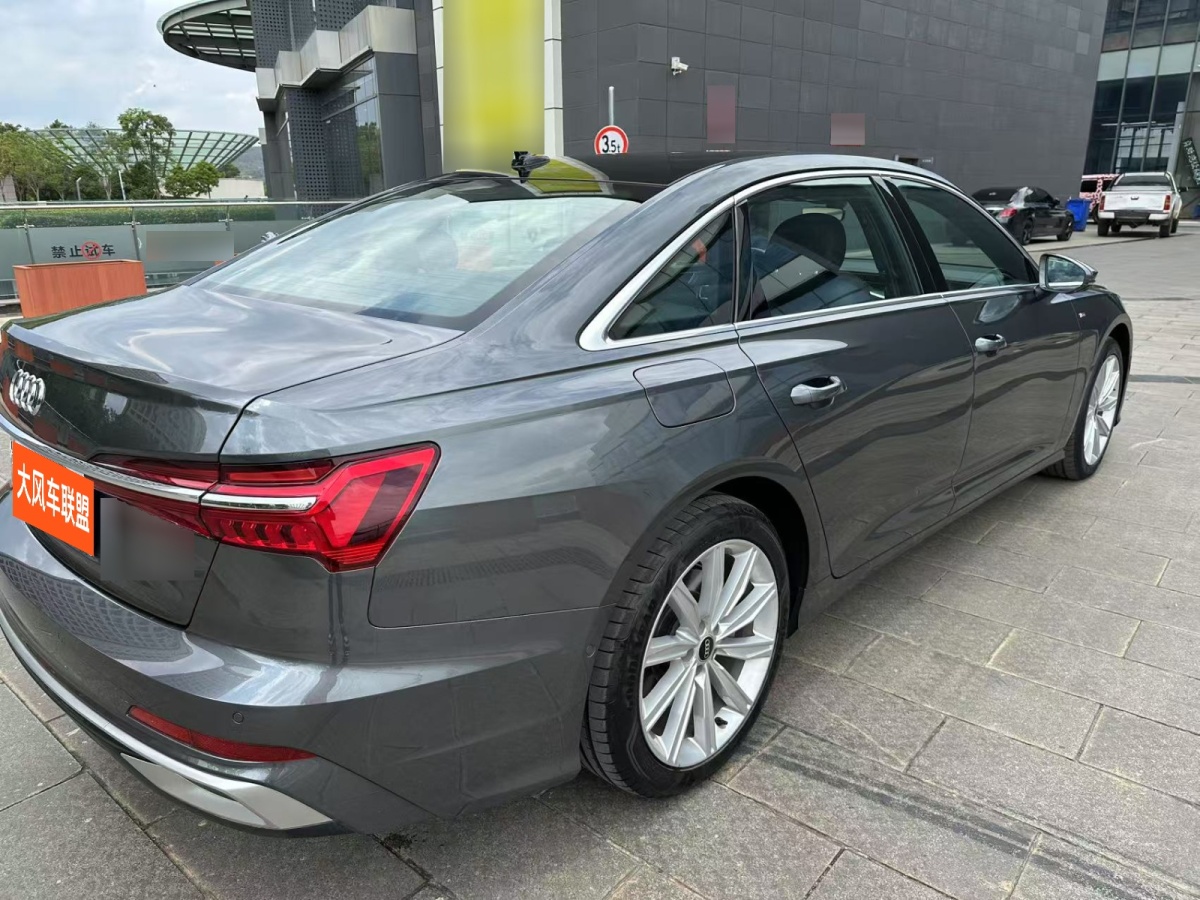 奧迪 奧迪A6L  2024款 45 TFSI 臻選動感型圖片