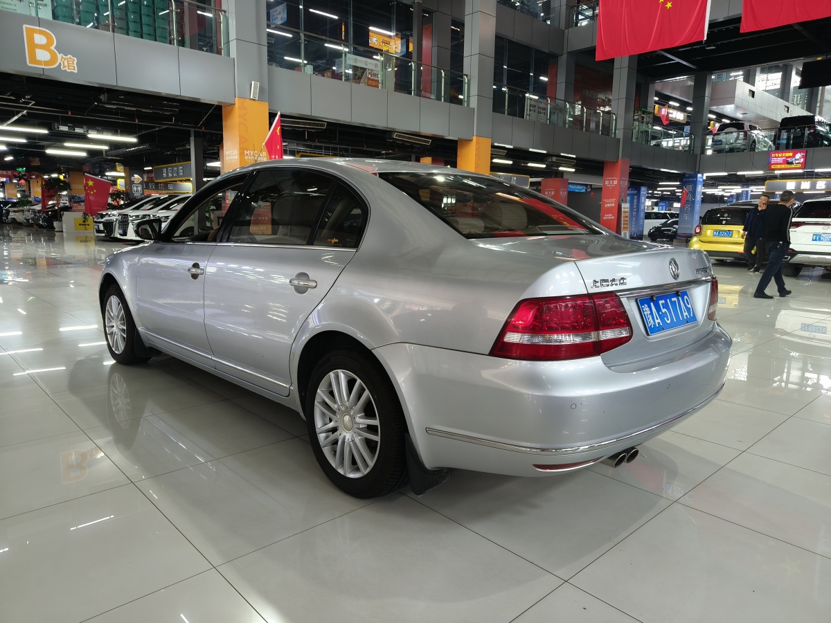 大眾 Passat領(lǐng)馭  2009款 1.8T 自動尊品型圖片