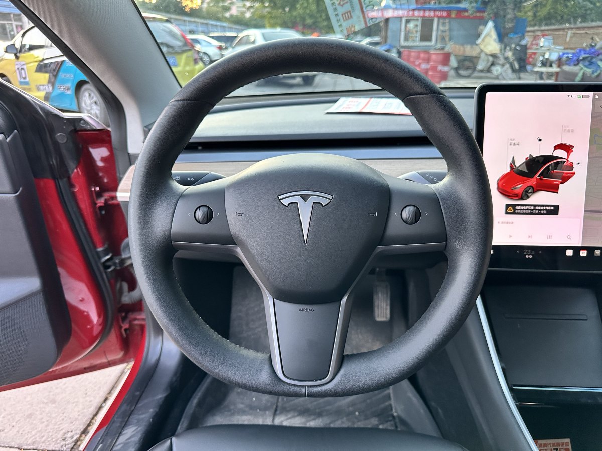 特斯拉 Model 3  2019款 標準續(xù)航后驅升級版圖片