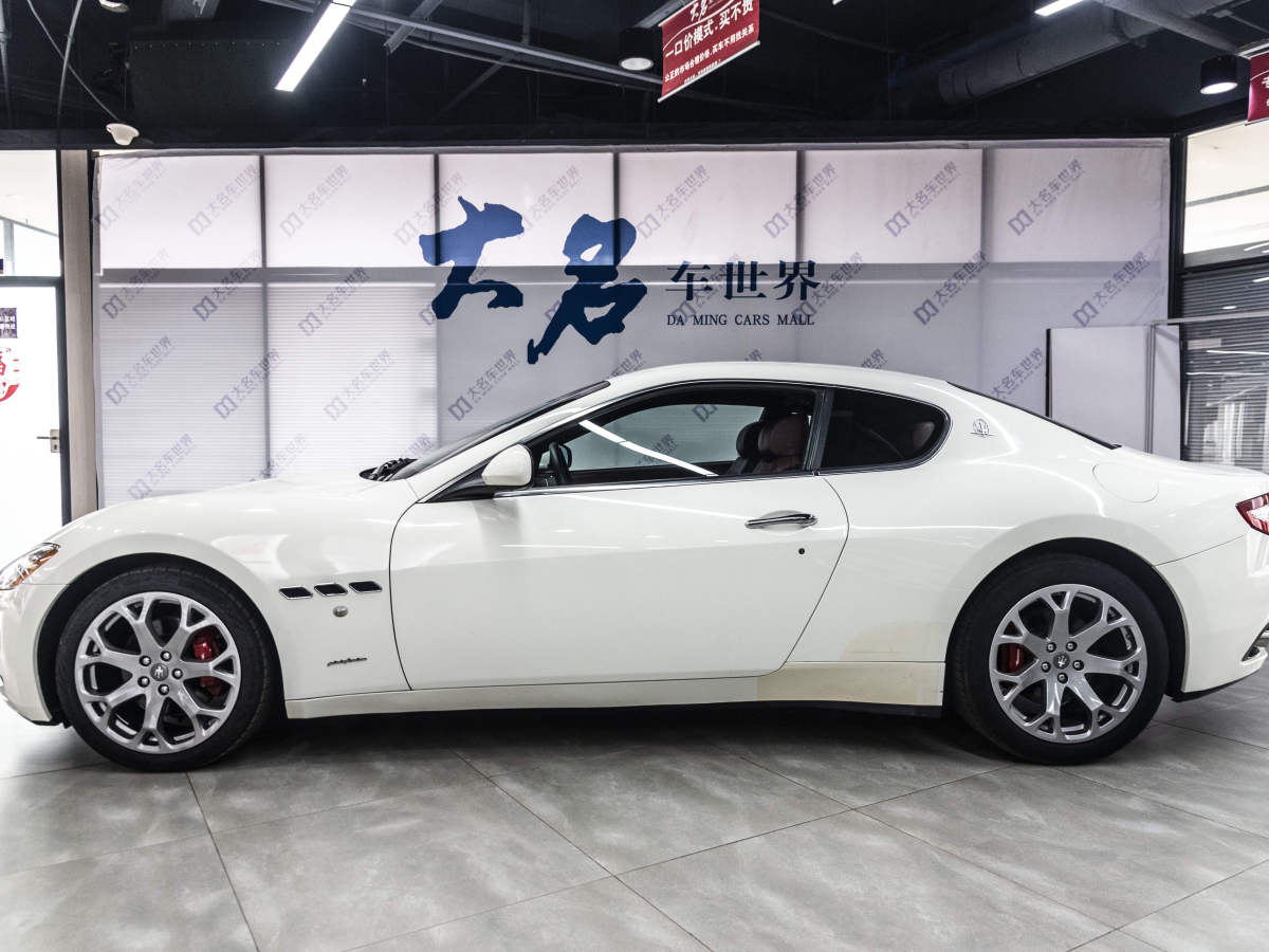 瑪莎拉蒂 GranTurismo  2007款 4.2L 標(biāo)準(zhǔn)版圖片