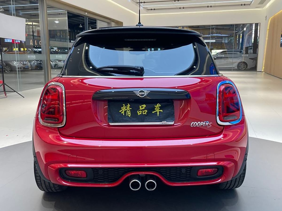 MINI MINI  2020款 2.0T COOPER S 經(jīng)典派圖片