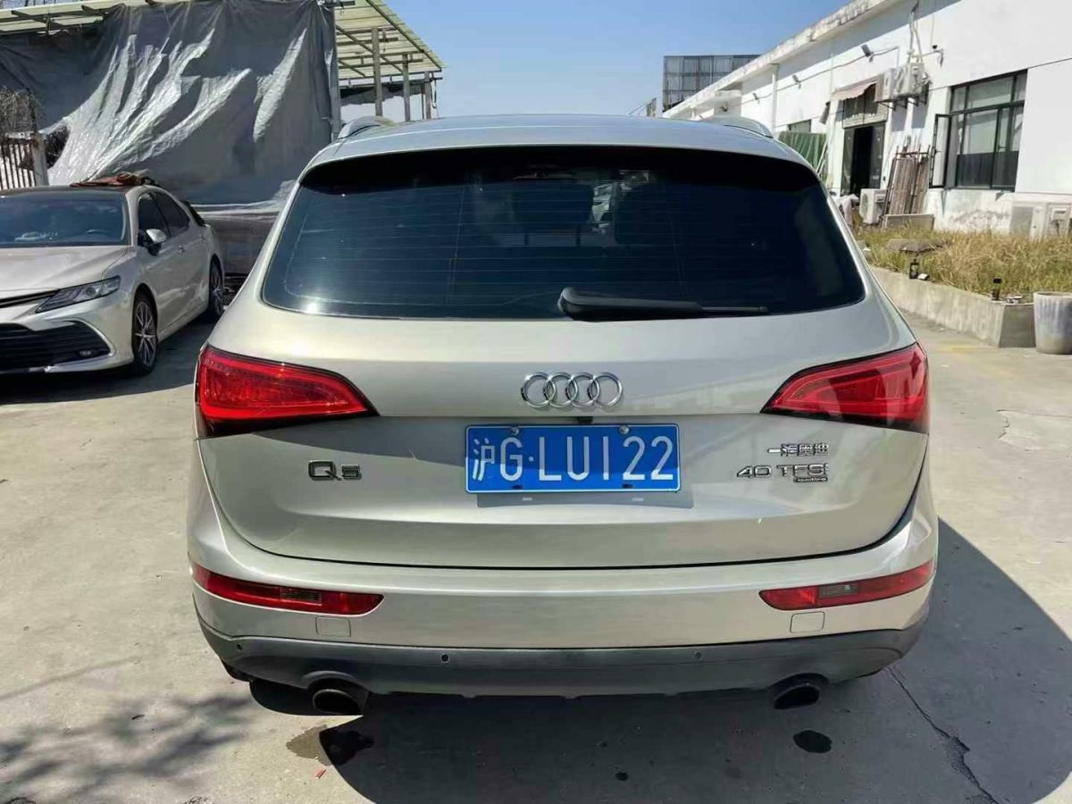 2013年1月奧迪 奧迪Q5  2013款 Q5 3.0TFSI 45TFSI Quattro 運(yùn)動(dòng)型