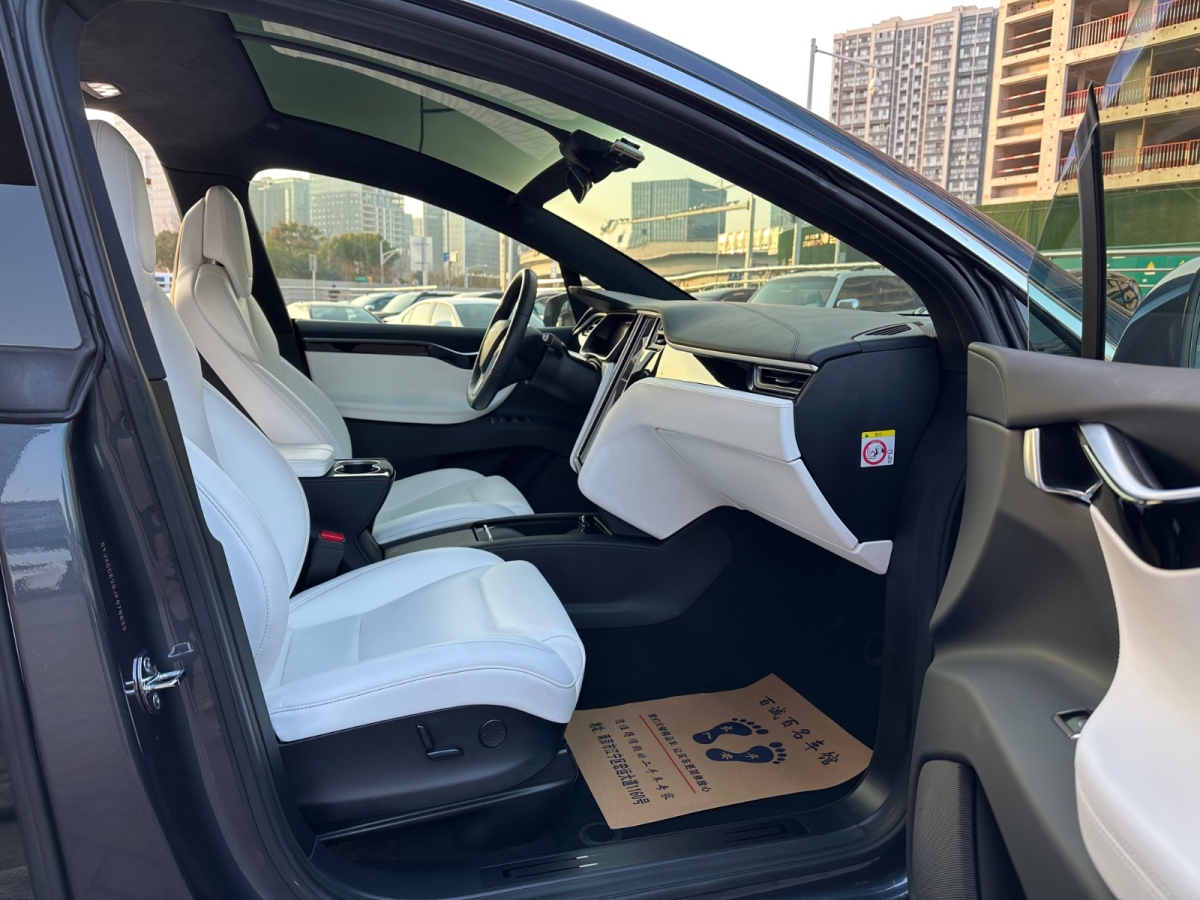 2018年4月特斯拉 Model X  2017款 Model X 100D 長(zhǎng)續(xù)航版