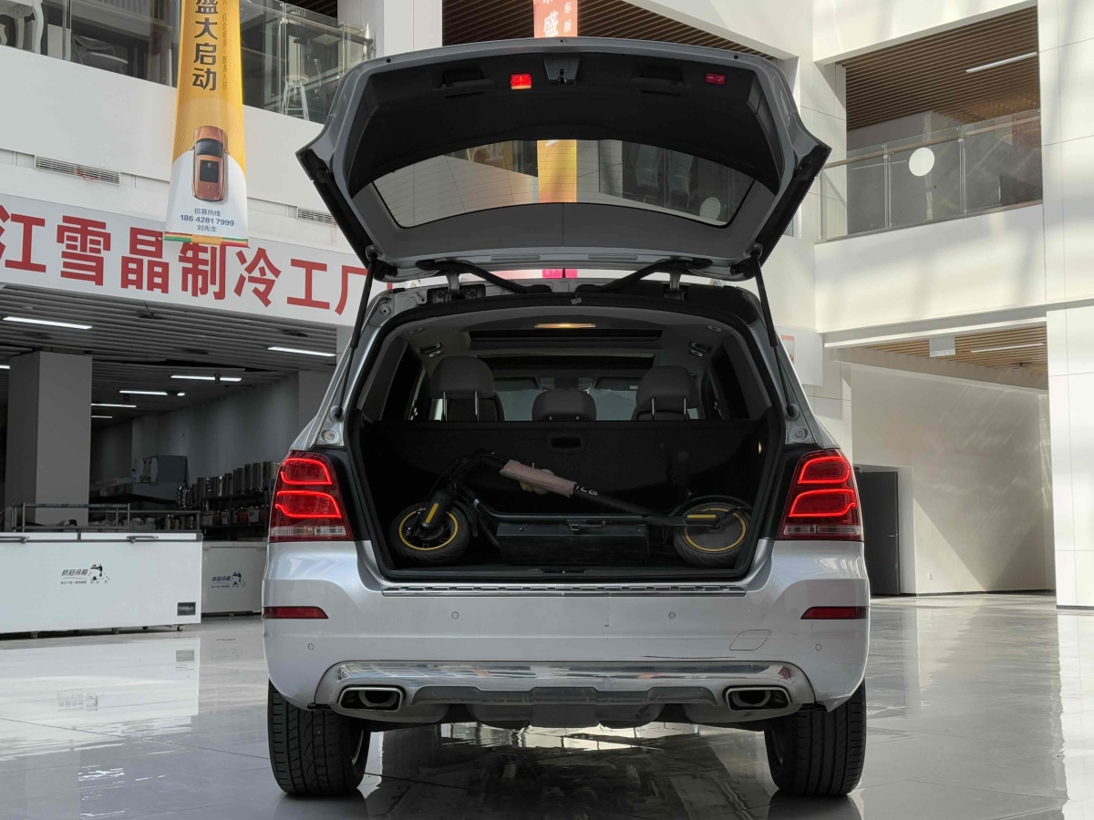 奔馳 奔馳GLK級  2013款 改款 GLK 300 4MATIC 時尚型圖片