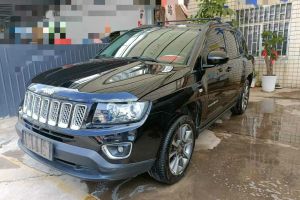 指南者 Jeep 2.0L 兩驅(qū)豪華版