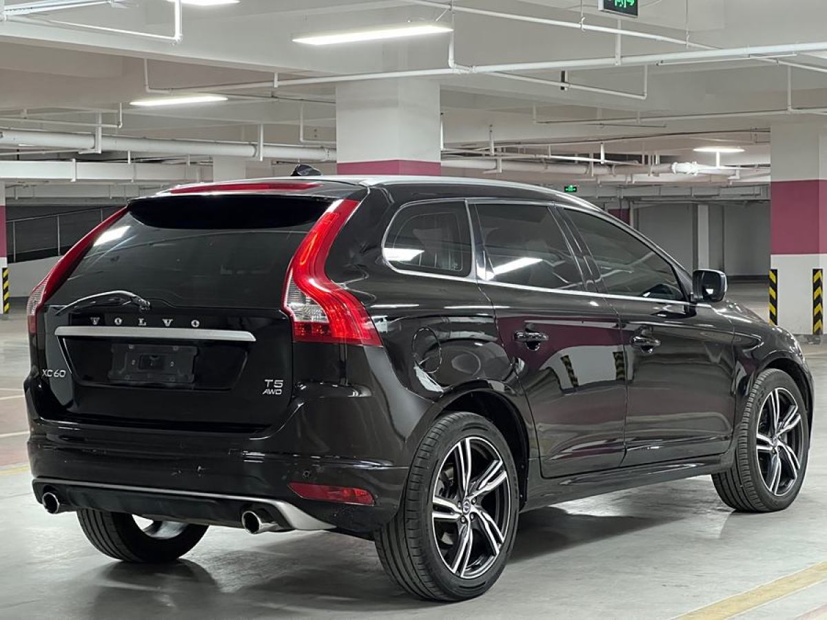 2016年11月沃爾沃 XC60  2017款 T5 AWD 智進(jìn)版