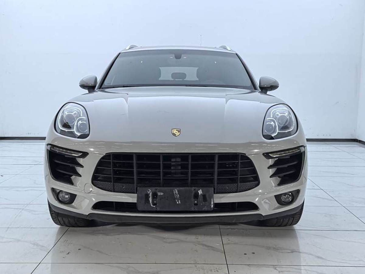 2015年3月保時捷 Macan  2014款 Macan 2.0T