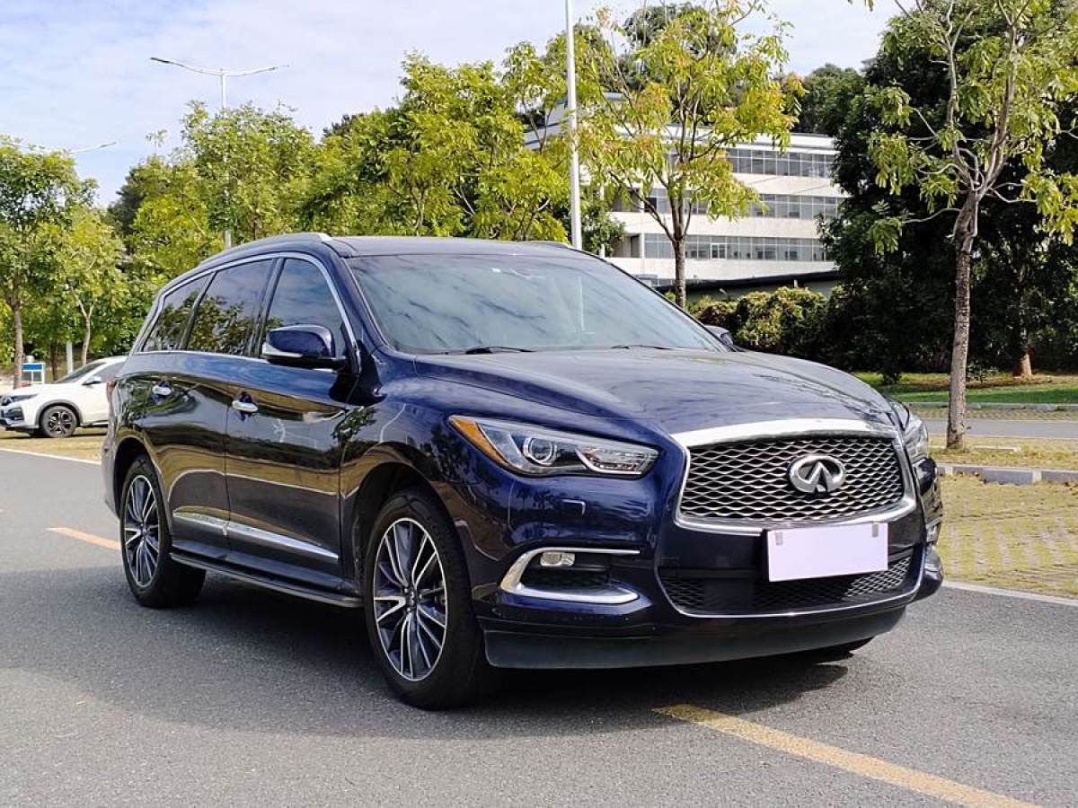 英菲尼迪 QX60  2020款 2.5 S/C Hybrid 兩驅(qū)卓越版 國VI圖片