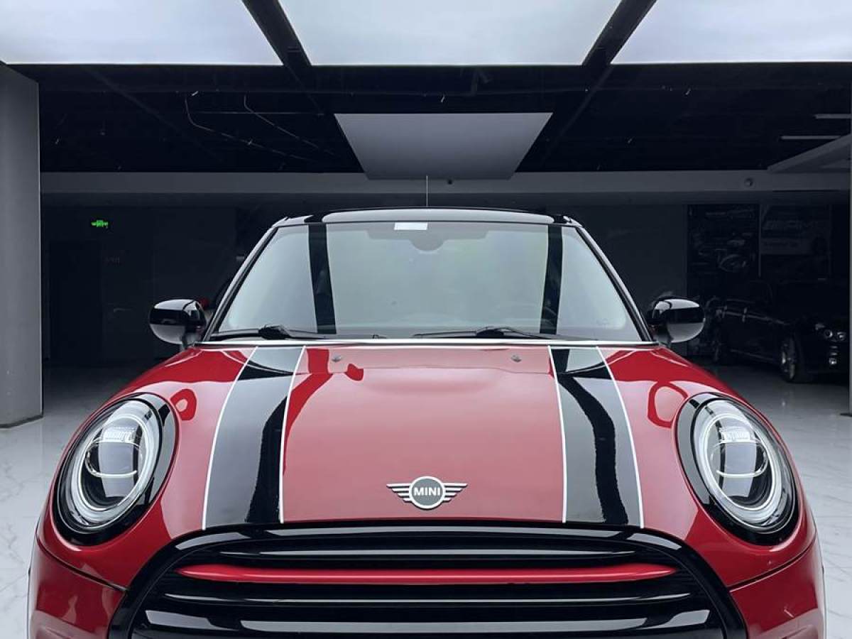 2020年12月MINI MINI  2021款 1.5T COOPER 經(jīng)典派 五門版