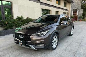 QX30 英菲尼迪 1.6T 兩驅(qū)時(shí)尚版