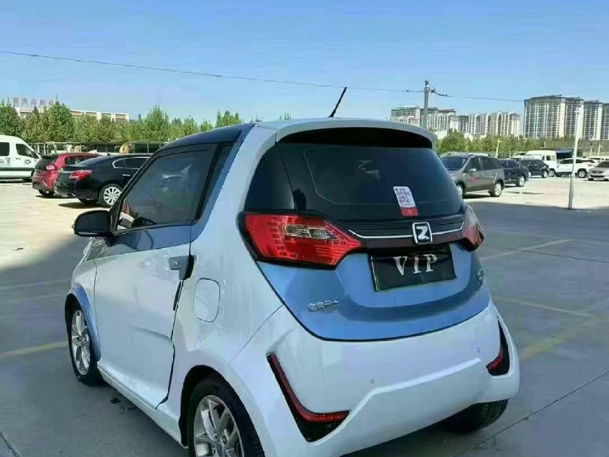 眾泰 E200 圖片