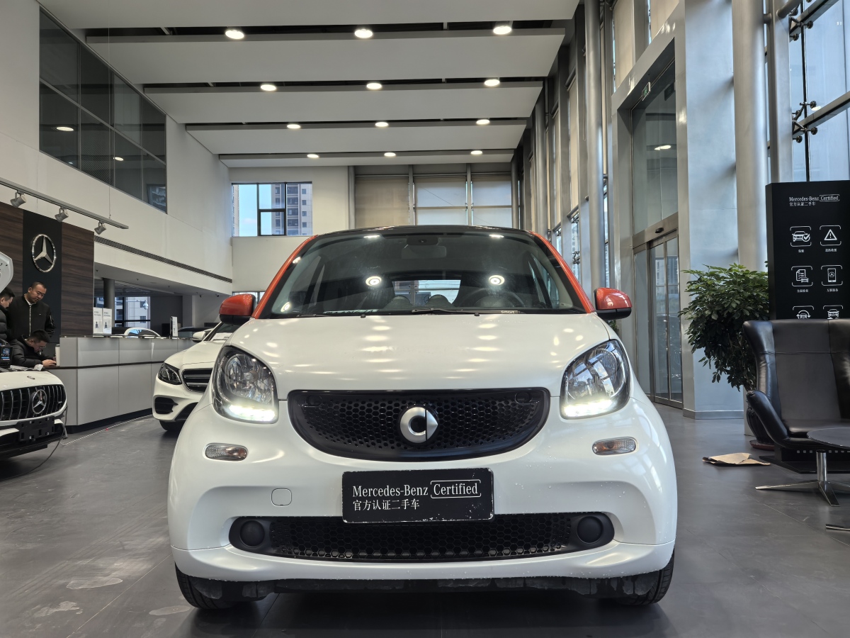 smart fortwo  2015款 1.0L 52千瓦硬頂激情版圖片