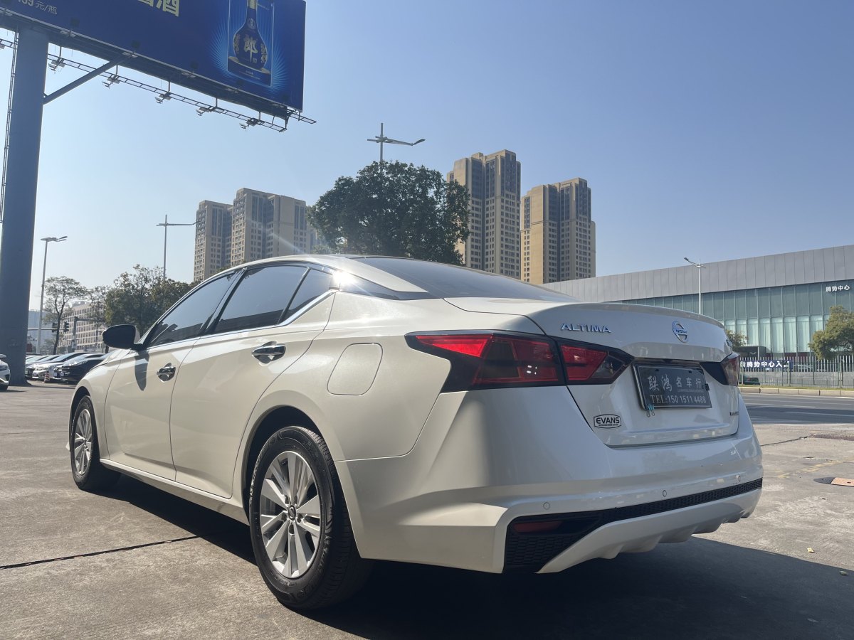 日產(chǎn) 天籟  2020款 改款 2.0L XL 舒適版圖片