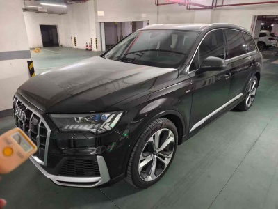 2023年9月 奧迪 奧迪Q7(進(jìn)口) 55 TFSI quattro S 尊貴型圖片