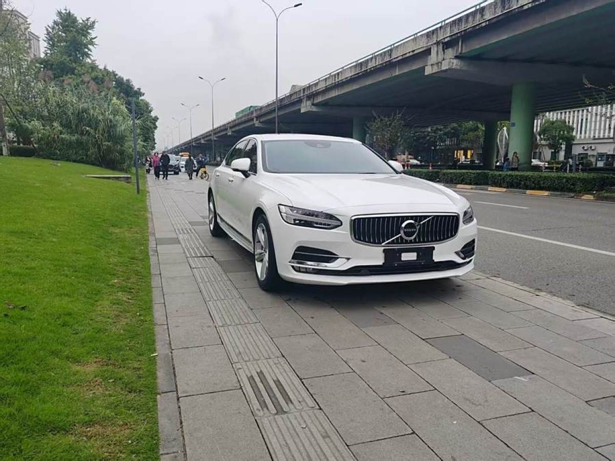 沃爾沃 S90  2019款 T5 智逸版圖片