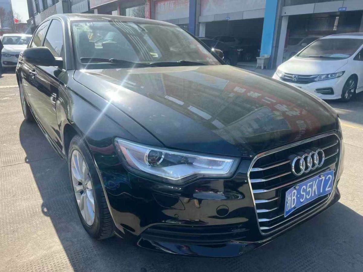 奧迪 奧迪A6L  2014款 A6L 2.8 FSI 35 FSI quattro豪華型圖片