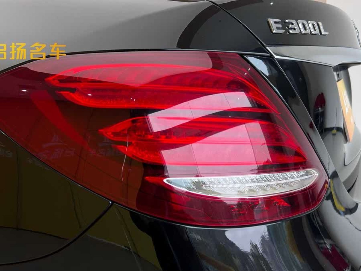 奔馳 奔馳E級  2016款 E 300 L 運動時尚型圖片