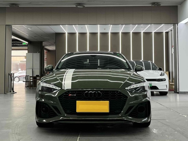 奥迪 奥迪A5  2023款 Sportback 40 TFSI 时尚动感型