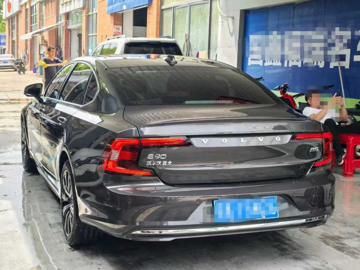 沃爾沃 S90  2022款 B5 智遠(yuǎn)豪華版圖片