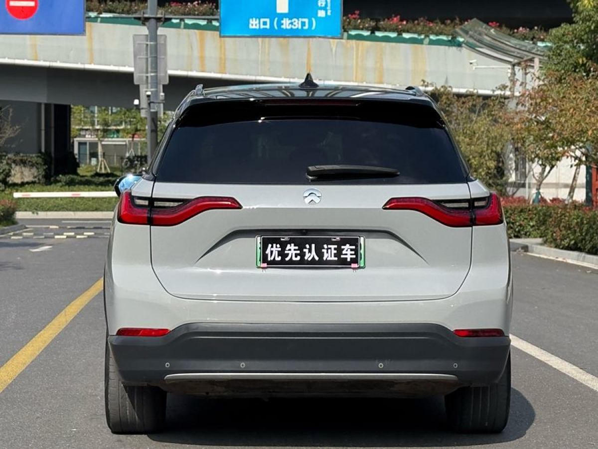 蔚來 ES8  2018款 355KM 基準(zhǔn)版 七座版圖片