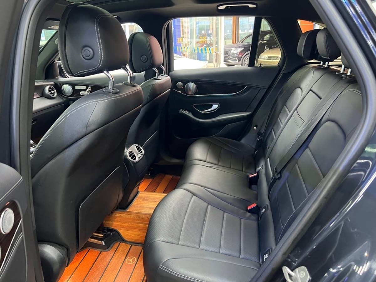 奔馳 奔馳GLC  2018款 改款 GLC 260 4MATIC 豪華型圖片