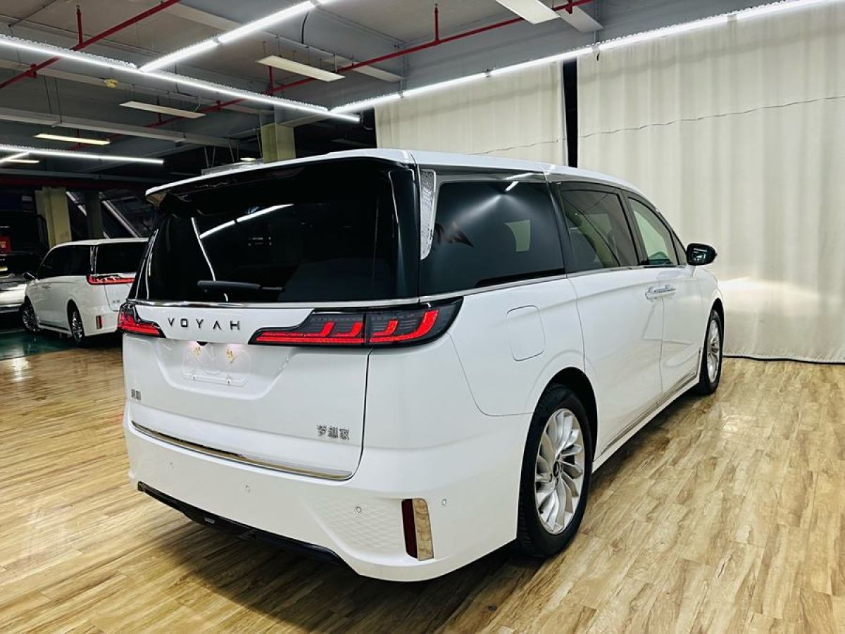 嵐圖 夢想家  2024款 PHEV 超長續(xù)航尊貴版圖片