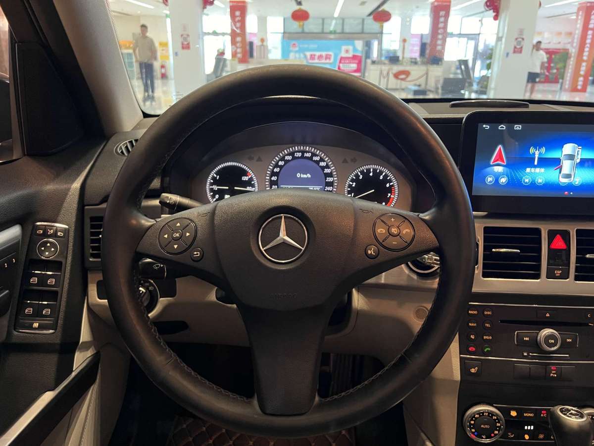 2010年08月奔馳 奔馳GLK級  2010款 GLK 300 4MATIC 時尚型