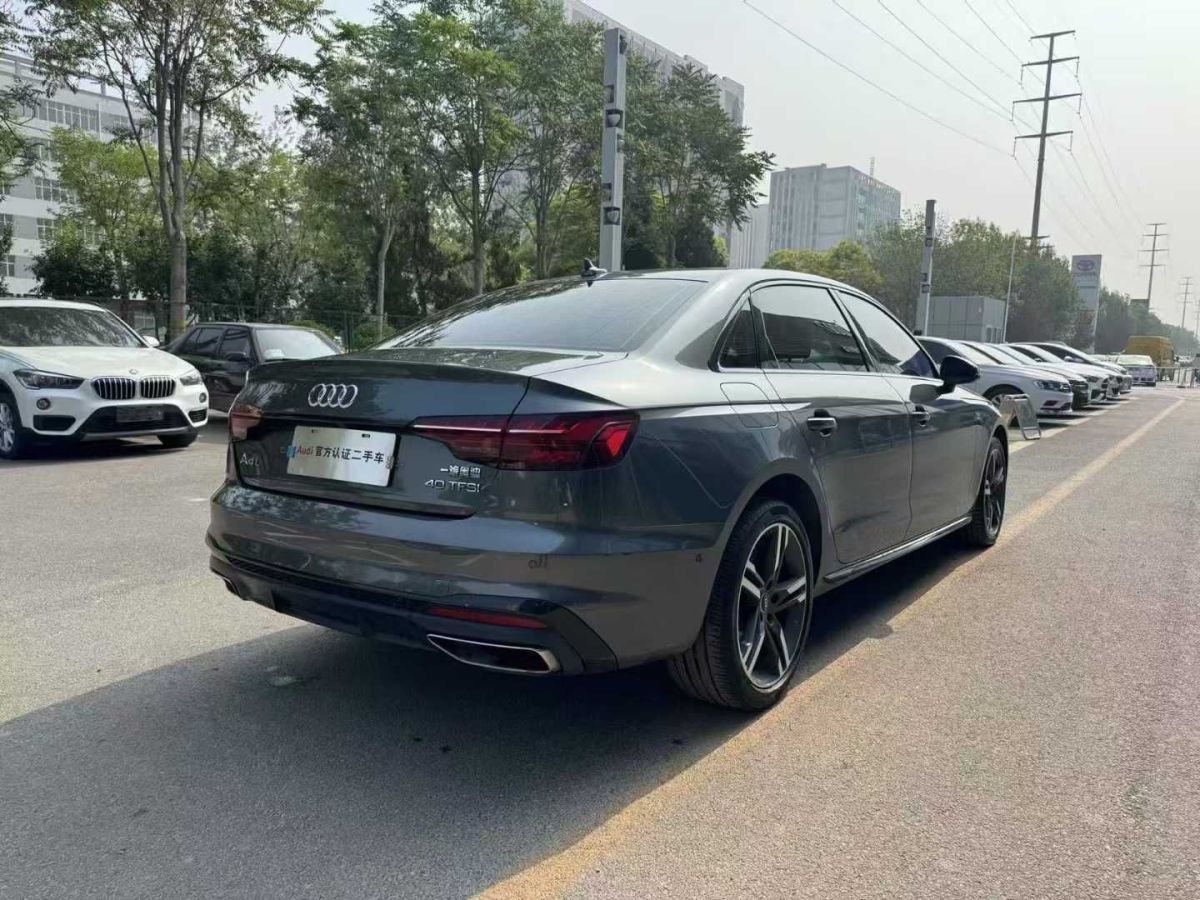 奧迪 奧迪A4L  2022款 35 TFSI 時(shí)尚動(dòng)感型圖片