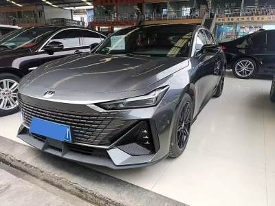 2022年2月 長(zhǎng)安 長(zhǎng)安UNI-V 1.5T 卓越型圖片