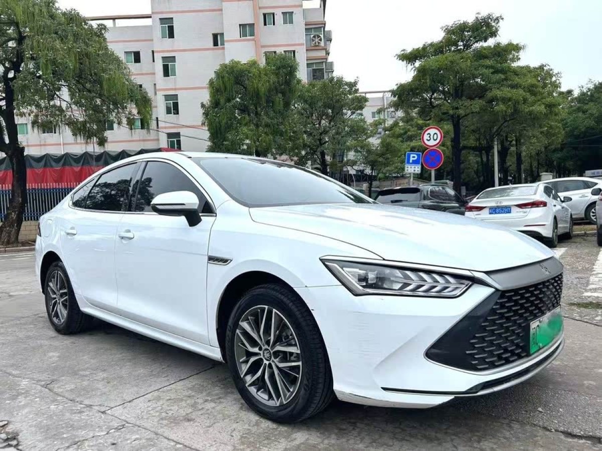 比亞迪 秦PLUS  2023款 冠軍版 DM-i 120KM領(lǐng)先型圖片