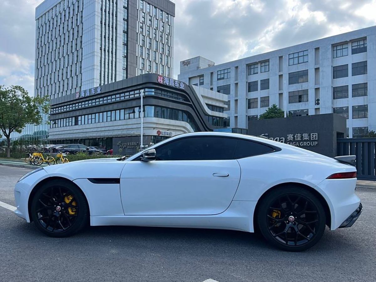 捷豹 F-TYPE  2016款 3.0T 硬頂版圖片