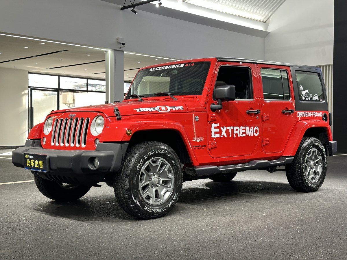 Jeep 牧馬人  2015款 3.0L Sahara 四門舒享版圖片