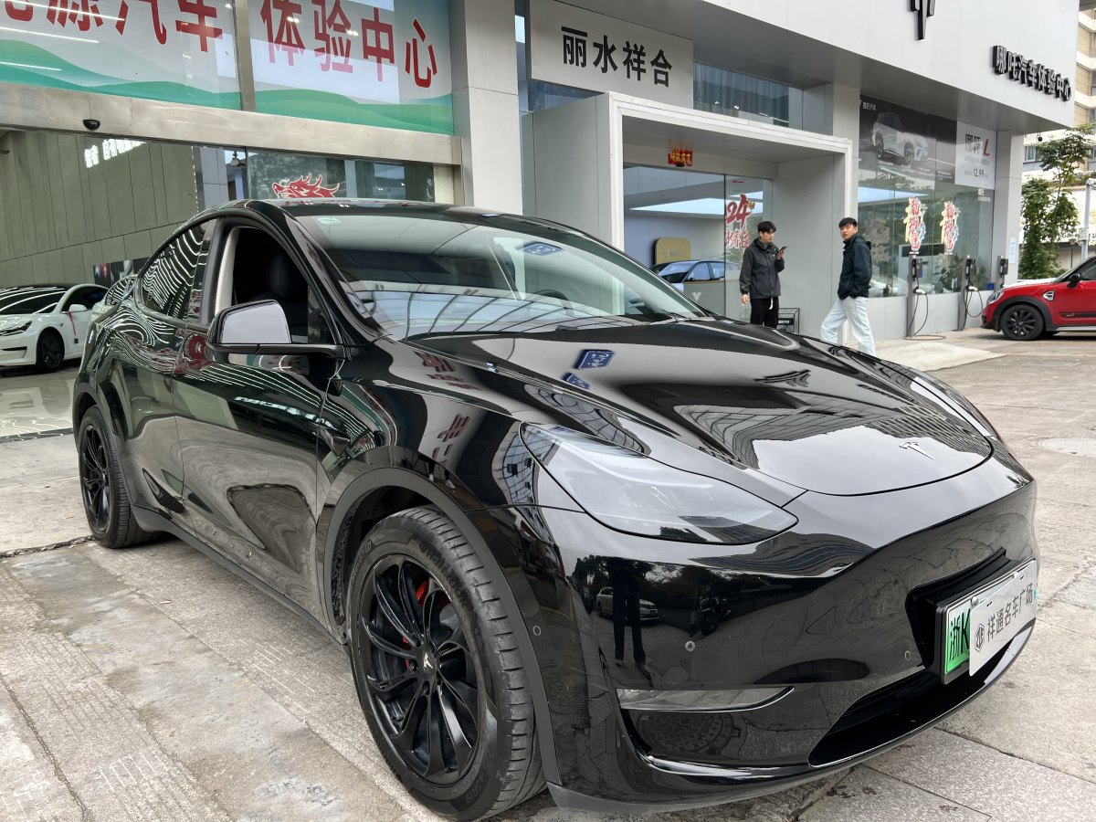 特斯拉 Model 3  2023款 長(zhǎng)續(xù)航煥新版 雙電機(jī)全輪驅(qū)動(dòng)圖片