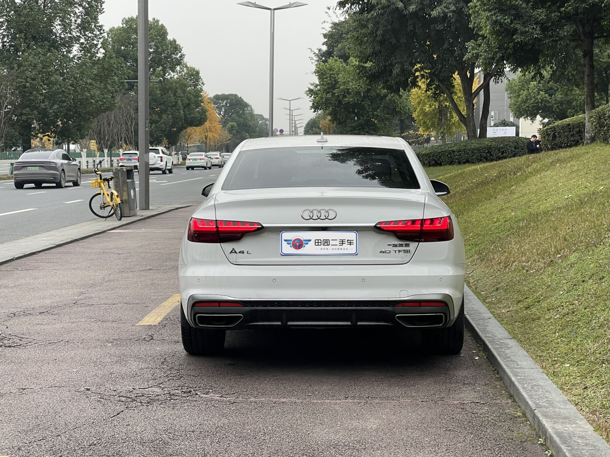 奧迪 奧迪A4L  2022款 40 TFSI 時尚動感型圖片