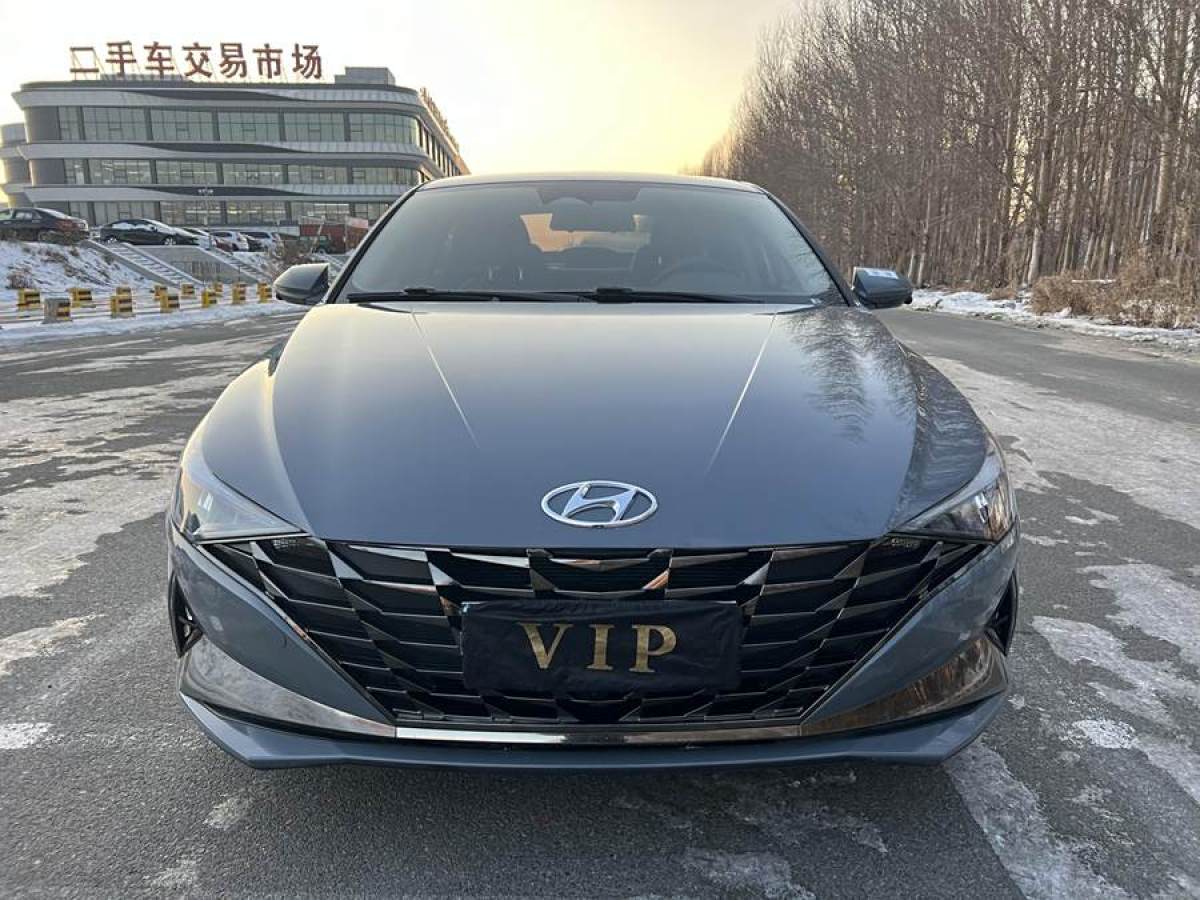 現(xiàn)代 伊蘭特  2021款 1.5L LUX尊貴版圖片