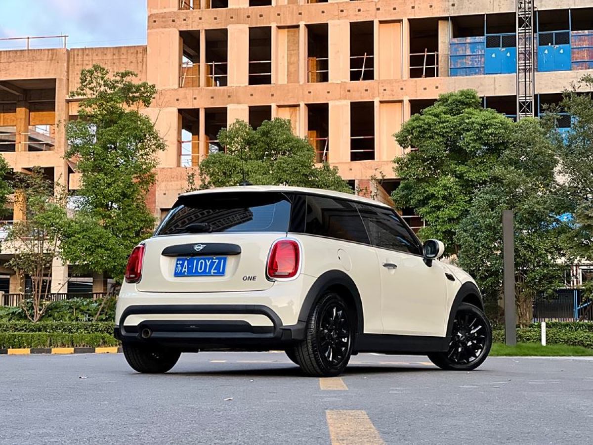 2021年6月MINI CLUBMAN  2022款 改款 1.5T ONE