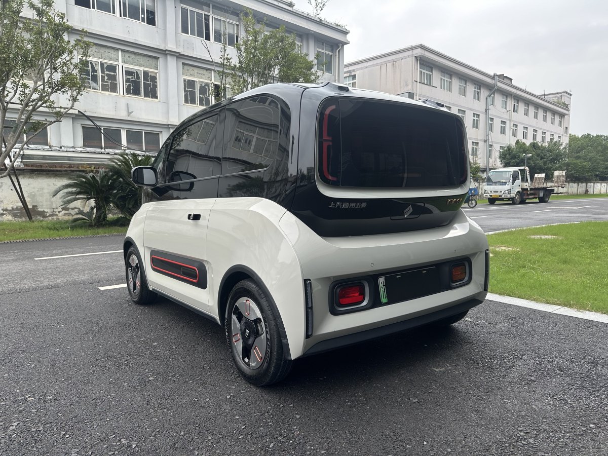 2021年9月寶駿 寶駿KiWi EV  2021款 藝術(shù)家 三元鋰