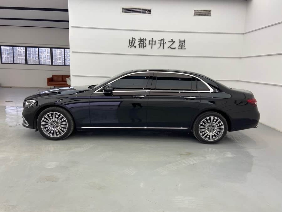 奔馳 奔馳E級  2021款 改款 E 300 L 豪華型圖片